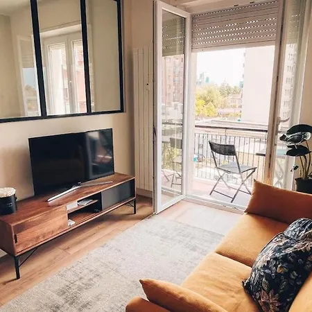 아파트 Design Recently Renovated