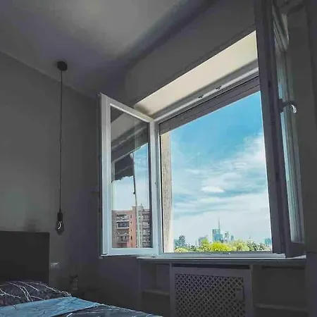 Design Recently Renovated Apartment *
